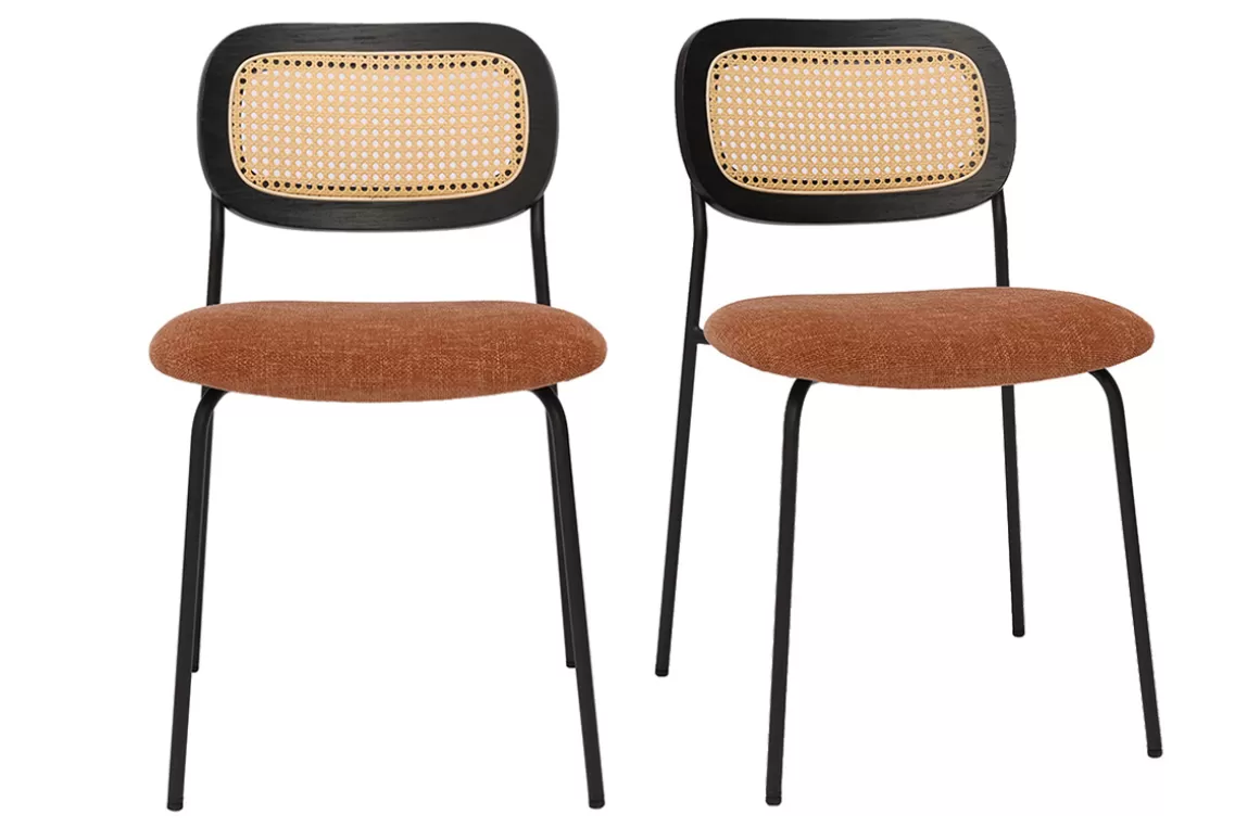 Miliboo Design-Stühle aus texturiertem Samtstoff in verbrannter Erde, schwarzem Metall und Rattan-Geflecht (2er-Set) MIRANDA