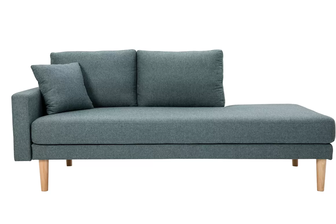 Miliboo Skandinavische Chaiselongue aus graugrünem Stoff und hellem Massivholz B190 cm BERTILLE